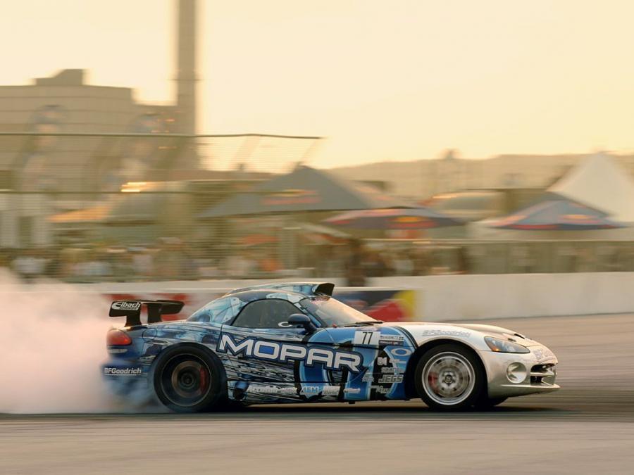  Dodge Viper SRT10 Formula Drift by Mopar 2008 года  (фото 9 из 17)